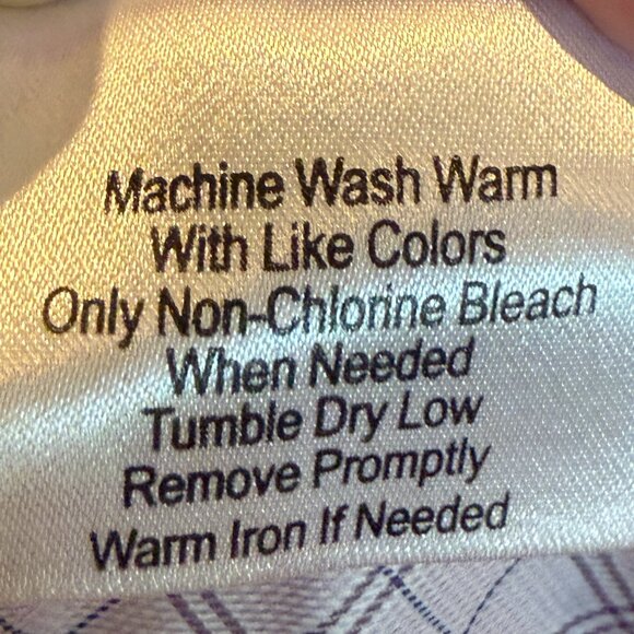 Jos. A. Bank Men’s Pink w/ checker Long Sleeve Dress Shirt Classic Fit 18.5 x 36 - Picture 4 of 5